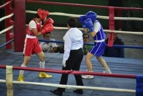 Tinju Jadi Jalan Anak Muda Sumedang Menempa Diri