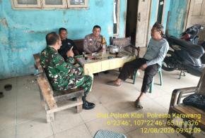 Sinergitas TNI-Polri, Bhabinkamtibmas Polsek Klari, Babinsa Koramil Klari dan Warga Desa Sumurkondang?