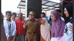 Tinjau Penanganan ODGJ di Puskesmas Maleber, Bupati Kuningan Dian Rachmat: kerja sama antar semua pihak sangat diperlukan untuk mengentaskan masalah ini