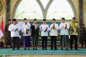 Bupati Bekasi Ade Kuswara Kunang Hadiri Konfercab X PCNU Kabupaten Bekasi yang Digelar di Ponpes Siraajul Ummah, Desa Karangrahayu Kecamatan Karangbahagia