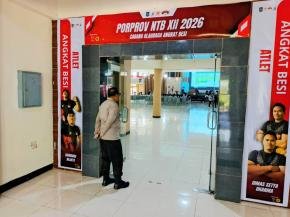 Polda NTB Kawal Pertandingan Angkat Besi Porprov XII NTB, Pastikan Berjalan Aman dan Lancar