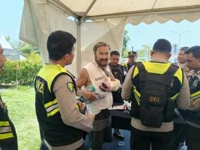 Tim Dokkes Ops Mandalika Rinjani 2026 Tangani WNA Australia Korban Laka Lantas di Kawasan Sirkuit Mandalika